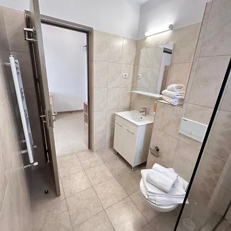 Apartahotel Christale *